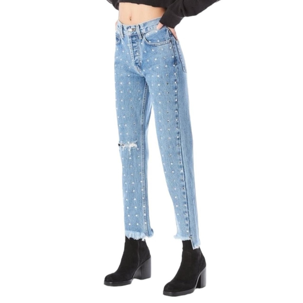 Rhinestone studded jeans 

Carmar brand Amelia style
Size 25